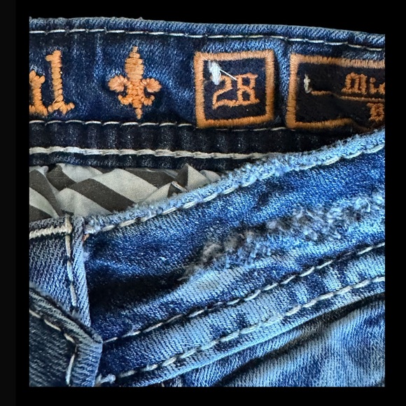 Brand New Buckle Jeans - Picture 4 of 4